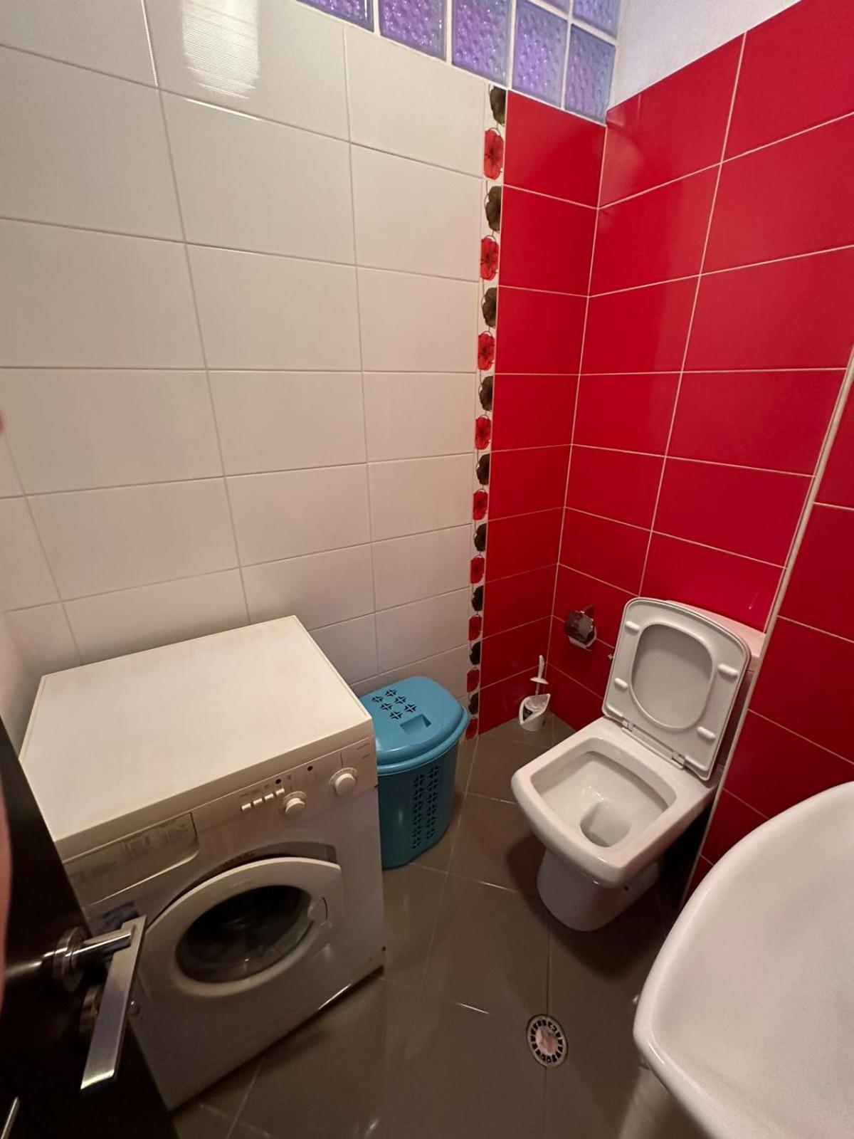 Fatjon' S Apartment *
